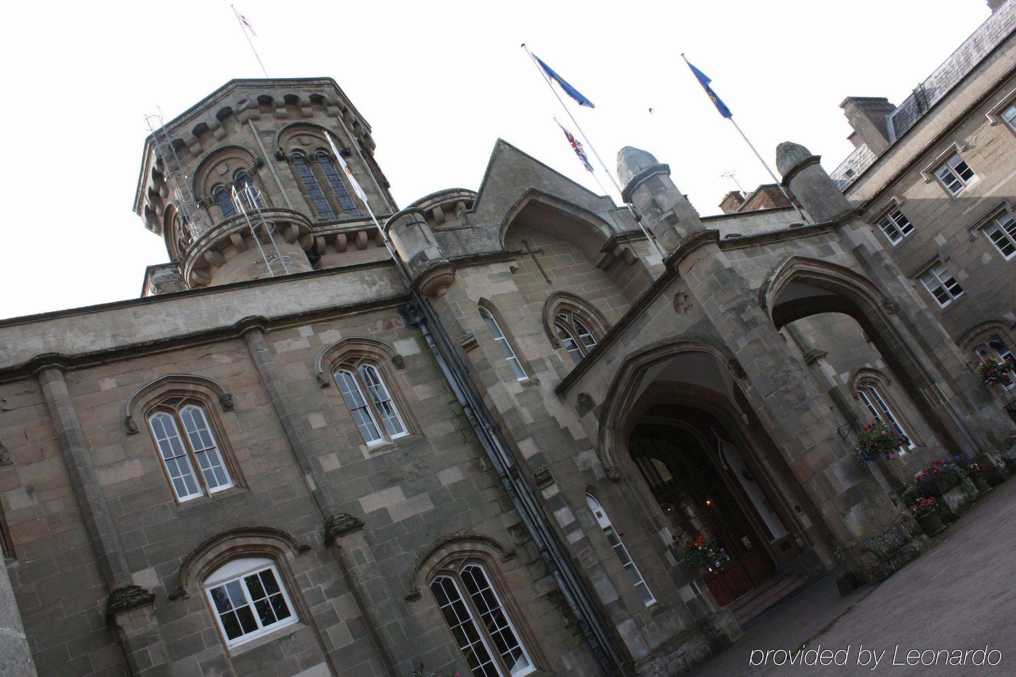 Hotel Studley Castle Exterior foto